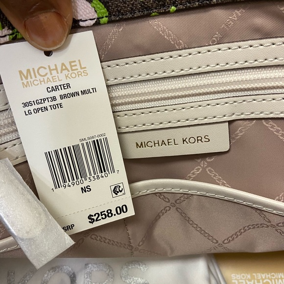 Michael KORS Large Open Tote - Picture 7 of 16